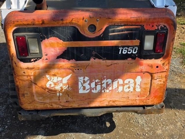 2016-bobcat-t650-image-20