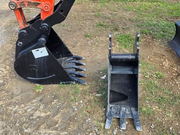 2018-kubota-u55-4-image-8