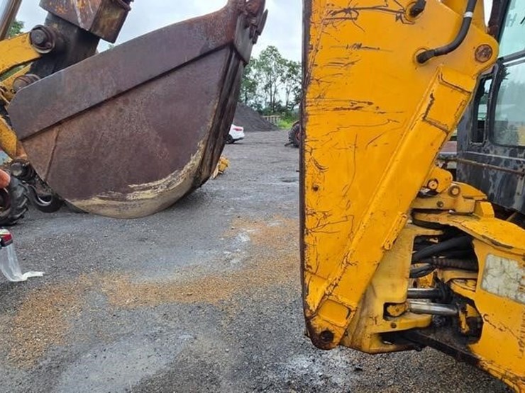 deere-710b-image-20