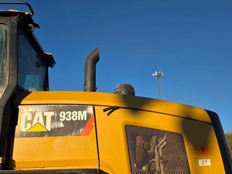 2015-caterpillar-938m-image-28
