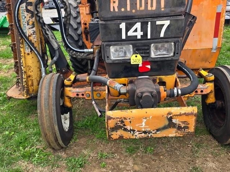 new-holland-6640-image-32