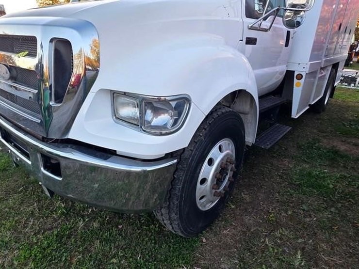 2006-ford-f750-sd-image-6