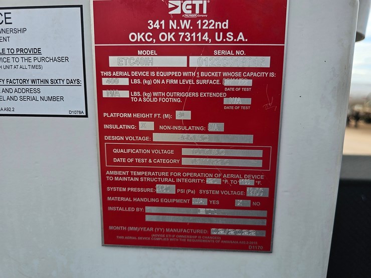 2021-ford-f550-image-9
