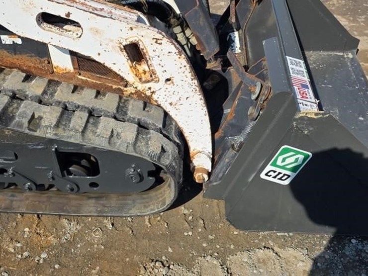 2014-bobcat-mt55-image-21