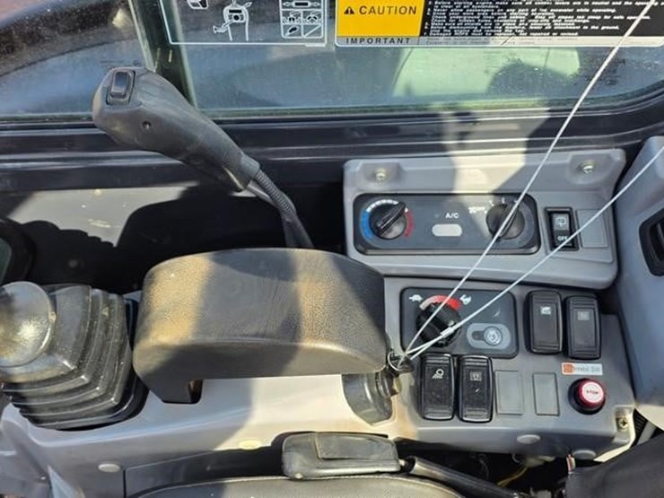 2018-kubota-u55-4-image-65