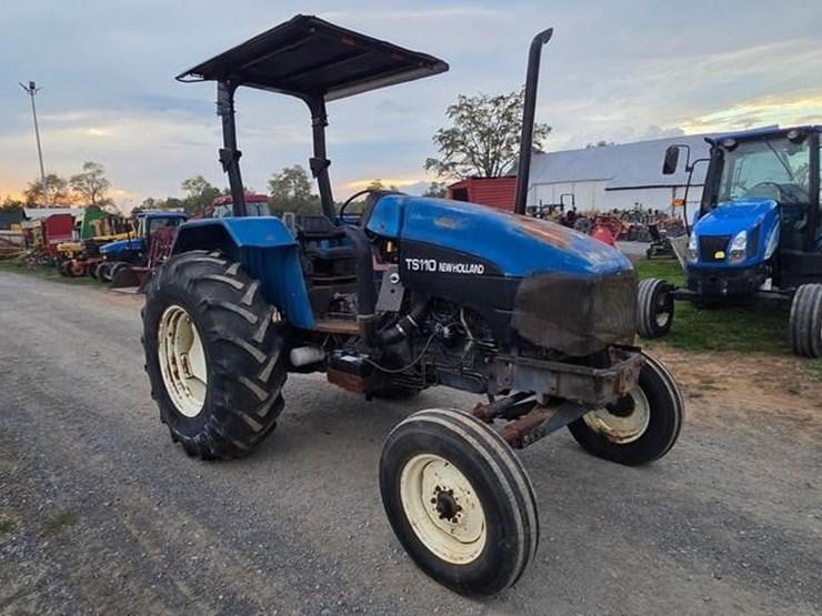 new-holland-ts110-image-2