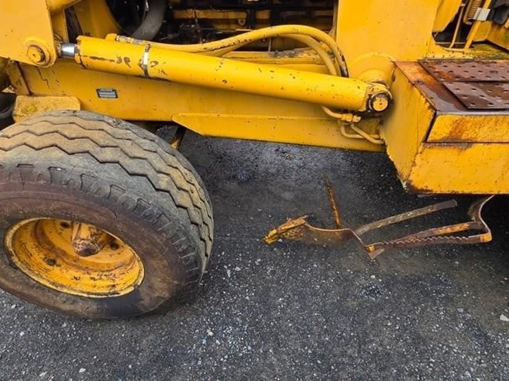 deere-710b-image-41