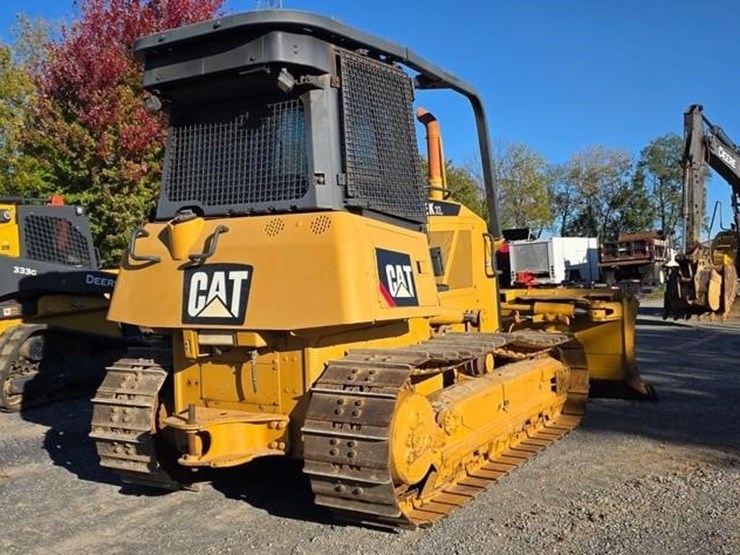 2009-caterpillar-d6k-xl-image-4