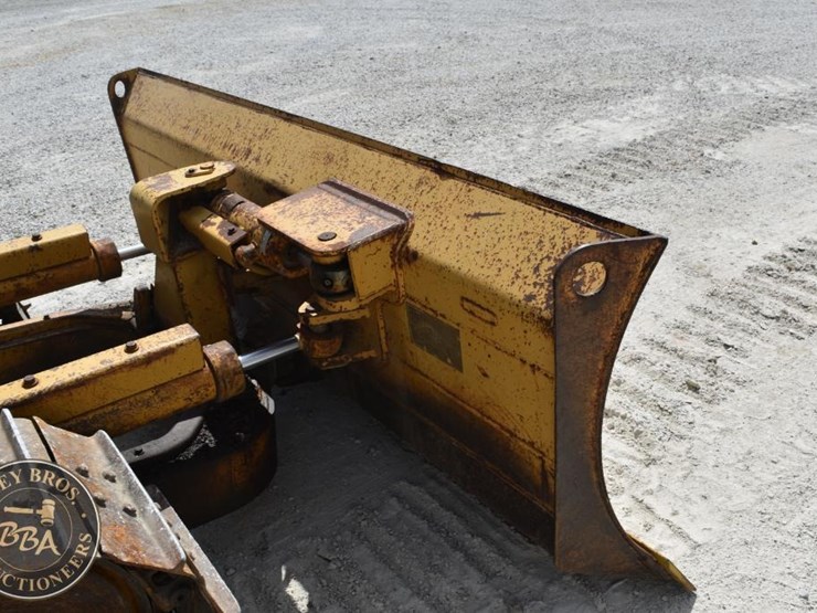1993-caterpillar-d4c-ii-46733-image-24