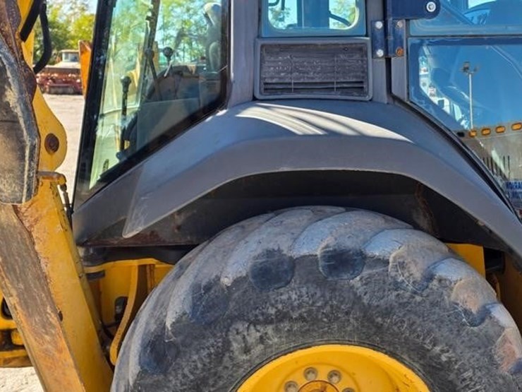 2006-deere-310sg-image-37