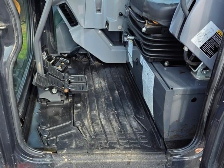 2018-kubota-u55-4-image-57