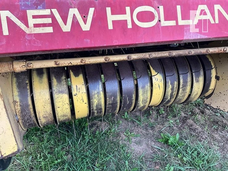 new-holland-hayliner-273-image-18
