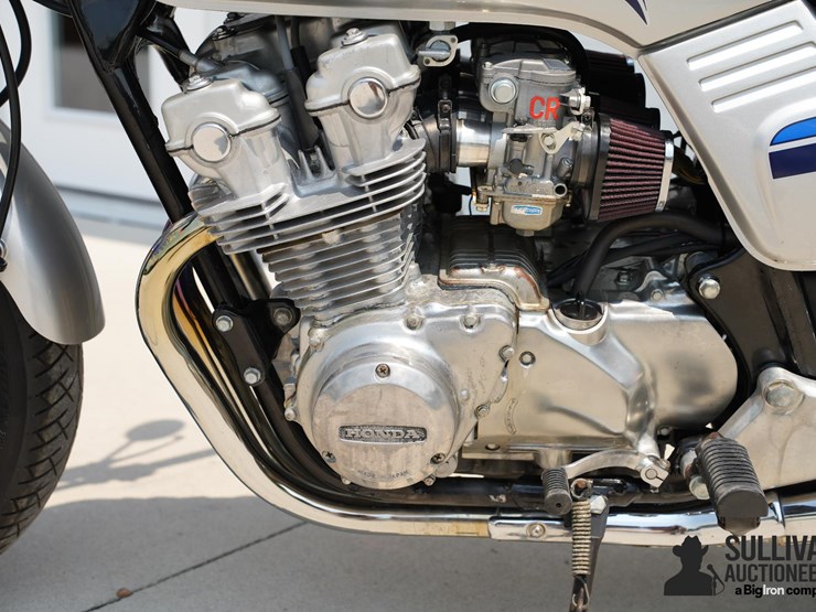 run-#150---1981-honda-cb750f-super-sport-motorcycle-image-19
