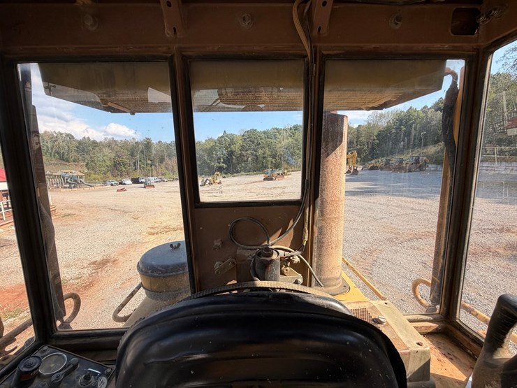 #4088-•-caterpillar-963-crawler-loader-image-89