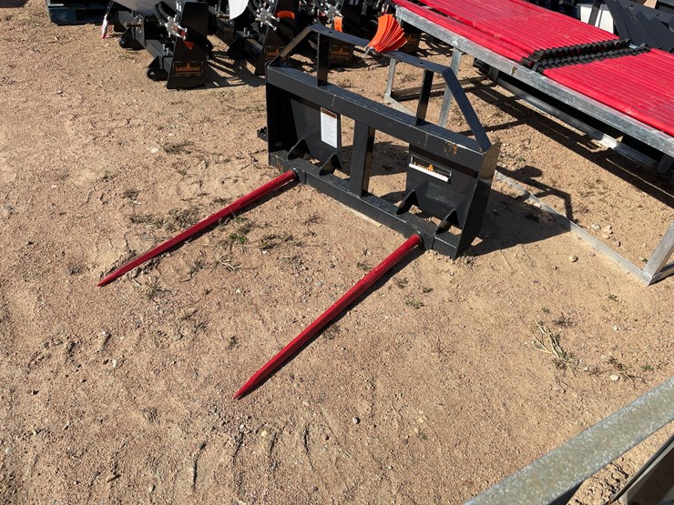 #4097-•-landhonor-bale-spear-frame-attachment-image-2