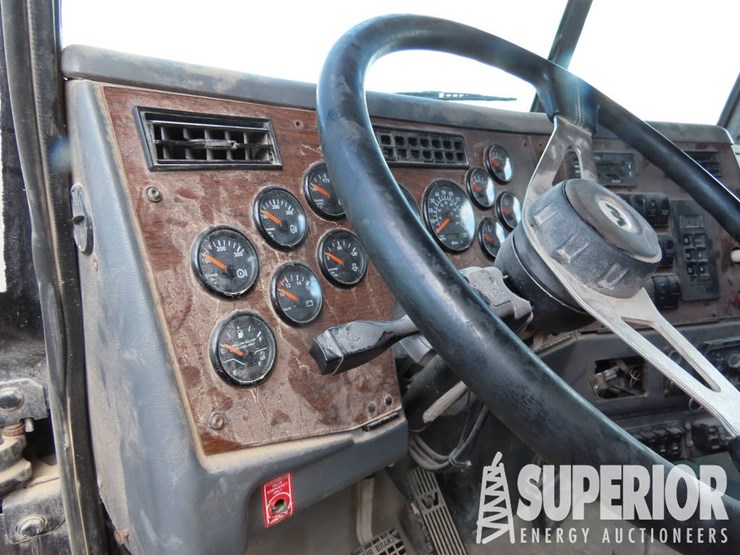 2012-western-star-4900-t/a-truck-tractor-w/sleeper-image-7
