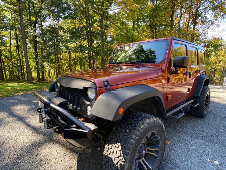 2014-jeep-wrangler-unlimited-image-9