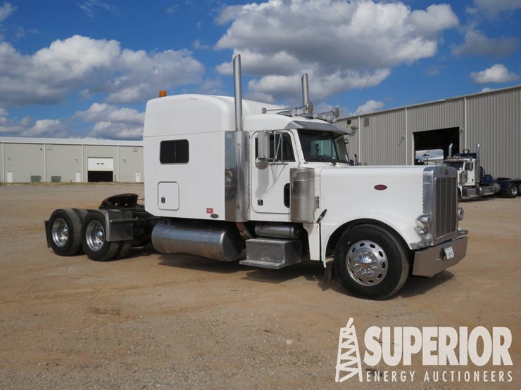 2003-peterbilt-379-t/a-truck-tractor-w/unibilt-ultracab-sleeper-cab-image-2