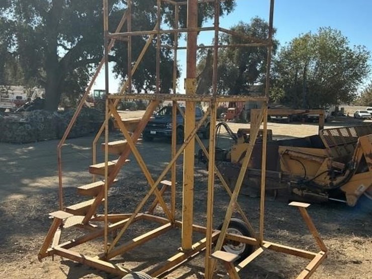 marvin-12'-portable-laser-tower-image-2