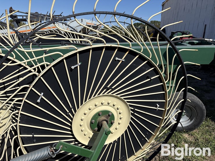 sitrex-magnum-mke14-16-16-wheel-v-rake-image-9