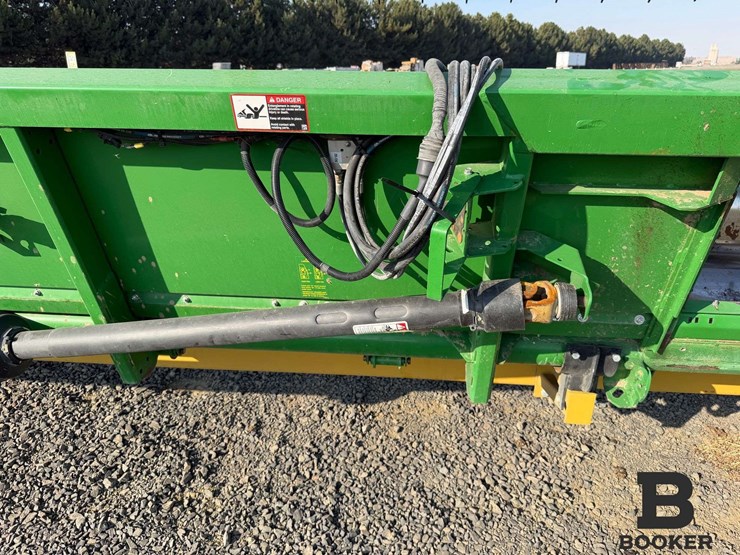 2021-john-deere-635f-header-image-53