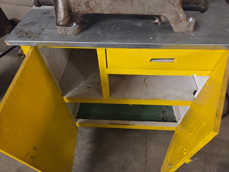 #33-•-rigid-400a-pipe-threader-image-4