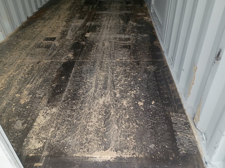 #l111-000-•-40ft-container-[damaged]-image-11