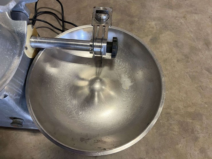 hobart-84145-buffalo-chopper-w/-slicer/shredder-attachment-image-11