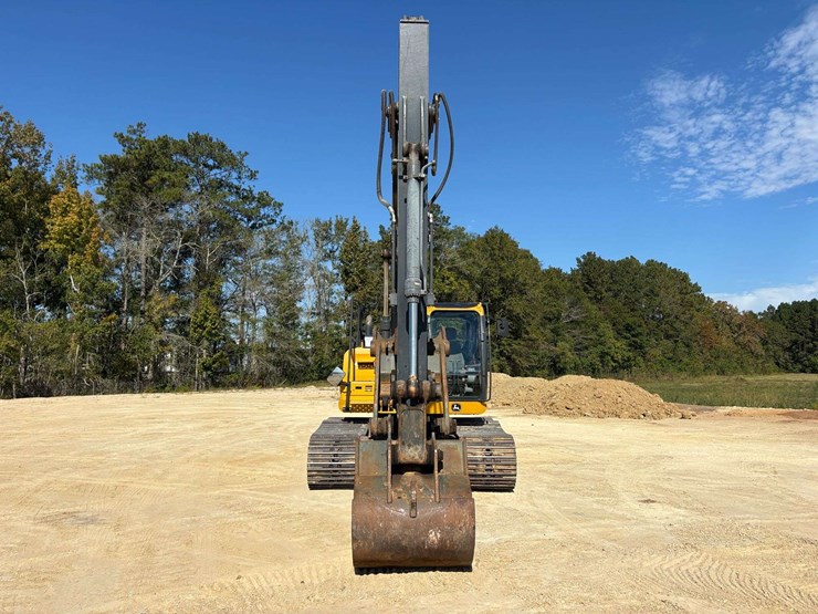 2022-john-deere-200g-excavator-(2,224-hours)-image-5