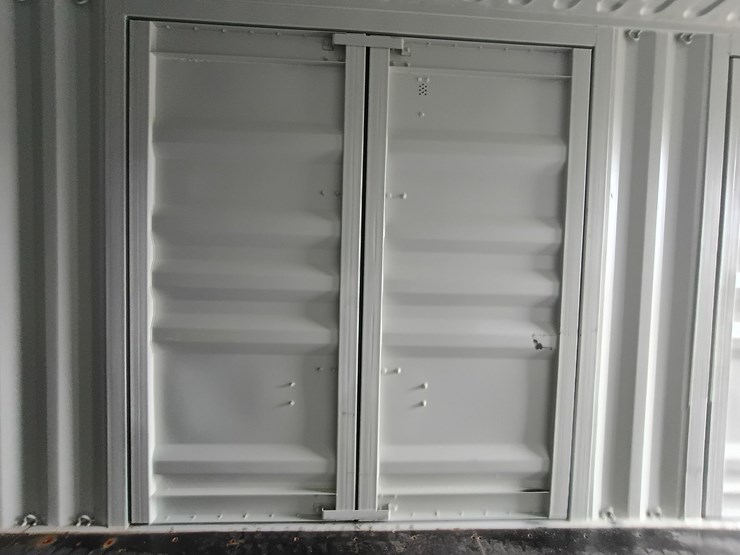 #l113-000-•-40ft-container-image-15