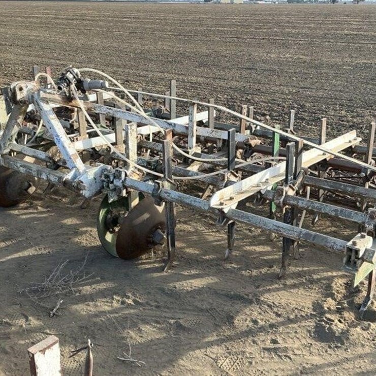 Custom 3-Pt 3-Row 60" Cultivator
