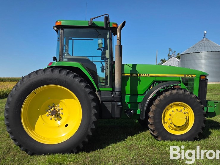 1995-john-deere-8100-mfwd-tractor-image-4