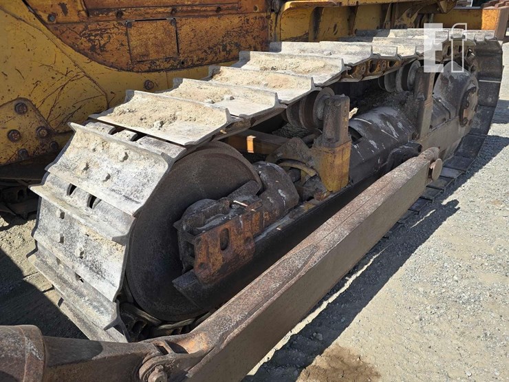 caterpillar-d6d-image-27