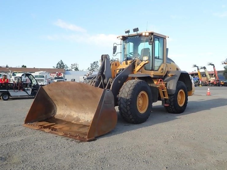 2018-volvo-l90h-wheel-loader-image-1