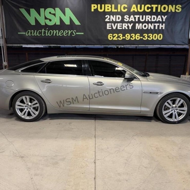 2012 Jaguar XJL Portfolio SDN