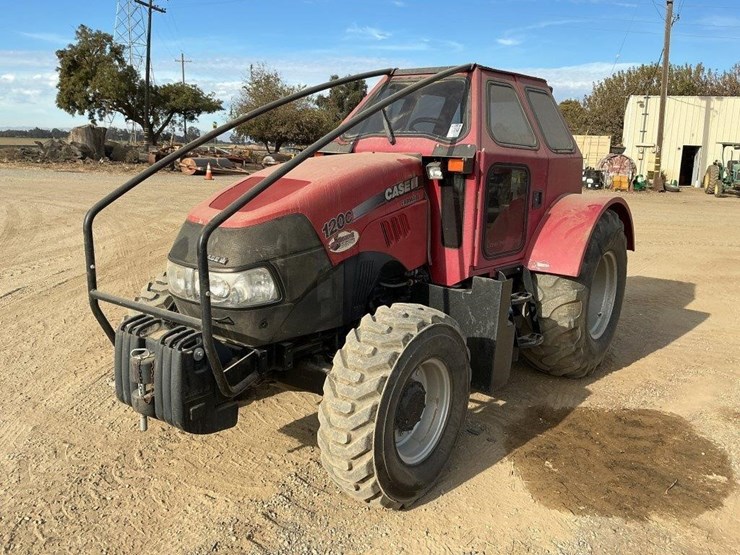 case-ih-120c-tractor,-mfwd,-1-owner-image-3