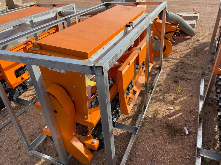 #4071-•-landhonor-no-till-seed-drill-for-tractor-and-skid-steer-image-3