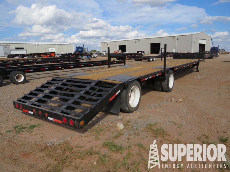 2002-doonan-532db16-spread-t/a-dovetail-step-deck-trailer-image-3