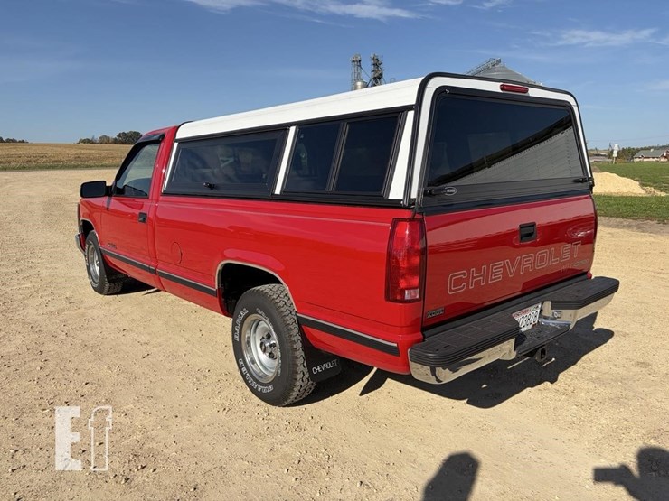 1998-chevrolet-silverado-1500-image-3