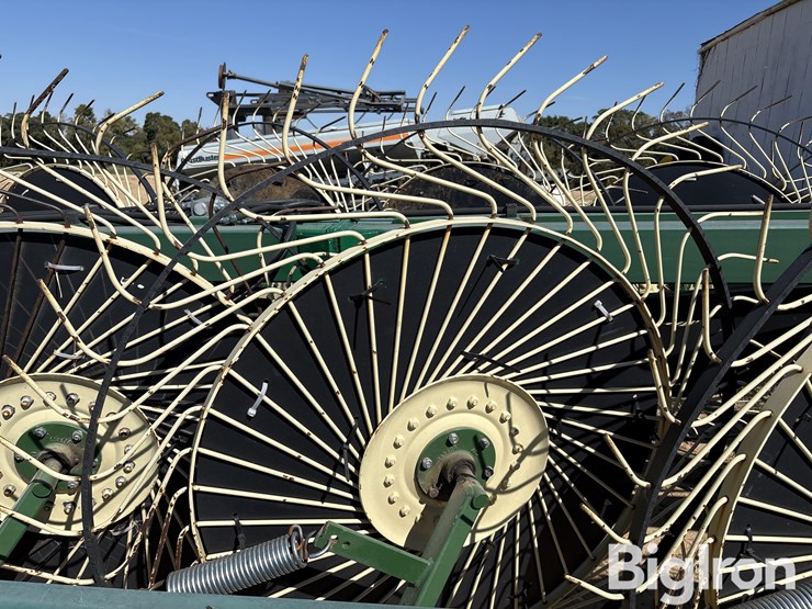 sitrex-magnum-mke14-16-16-wheel-v-rake-image-11