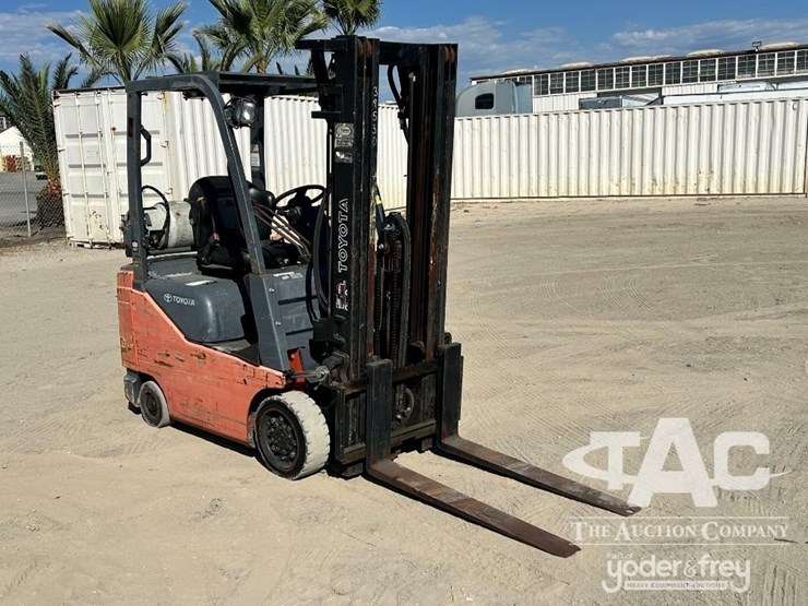 toyota-8fgcu18-forklift,-3,500#,-80'-mast,-3-stage,-189"-lift,-lpg,-canopy,-solid-tires.-image-2