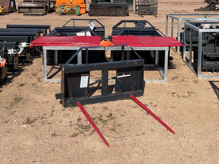 #4108-•-landhonor-bale-spear-frame-attachment-image-10