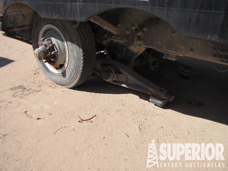2009-mack-gu713-t/a-winch-bed-truck-image-8