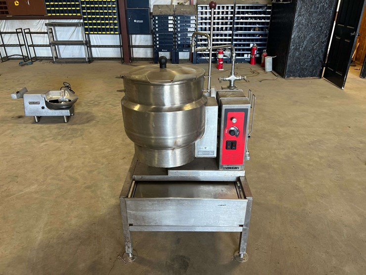 vulcan-k12ett-electric-tilting-steam-kettle-w/-stand-image-5