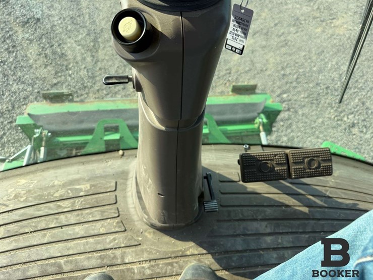 2012-john-deere-s670-combine-image-115