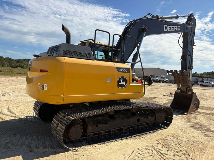 2022-john-deere-200g-excavator-(2,224-hours)-image-3