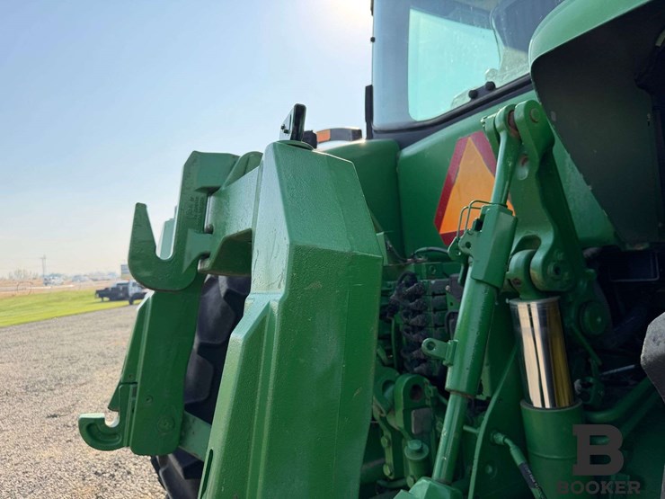 2011-john-deere-8335r-tractor-image-53