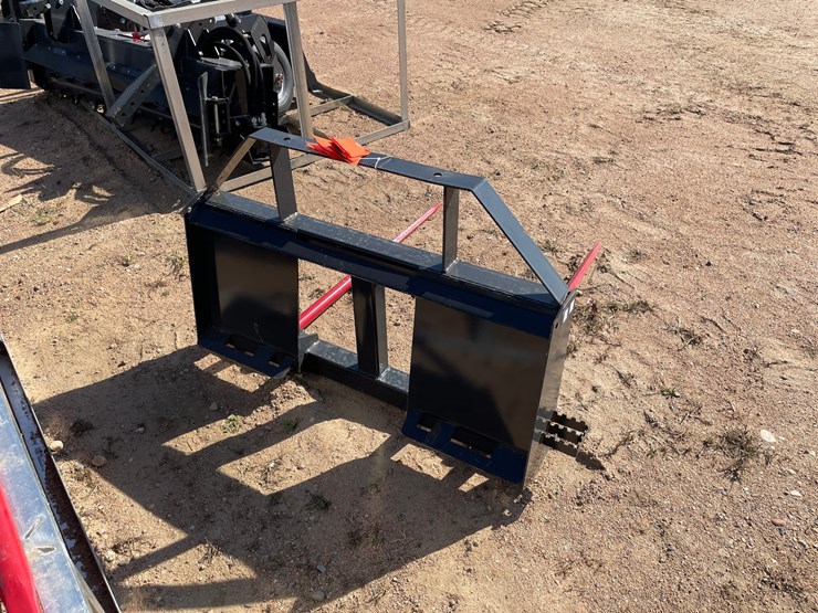 #4105-•-landhonor-skid-steer-bale-spear-attachment-image-5