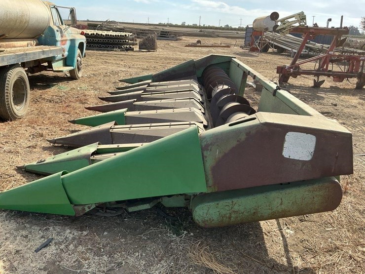john-deere-853a-8-row-corn-header-image-3