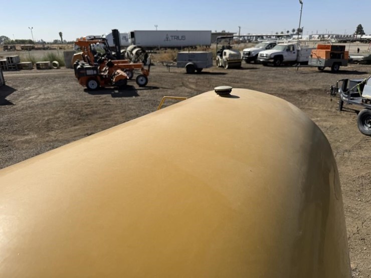 2014-lee-dt975-t/a-fuel-tank-trailer-image-13